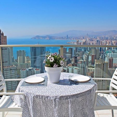 Skyline 20 Apartamento De Lujo Con Terraza Privada Y Vistas Al Mar Benidorm Kültér fotó