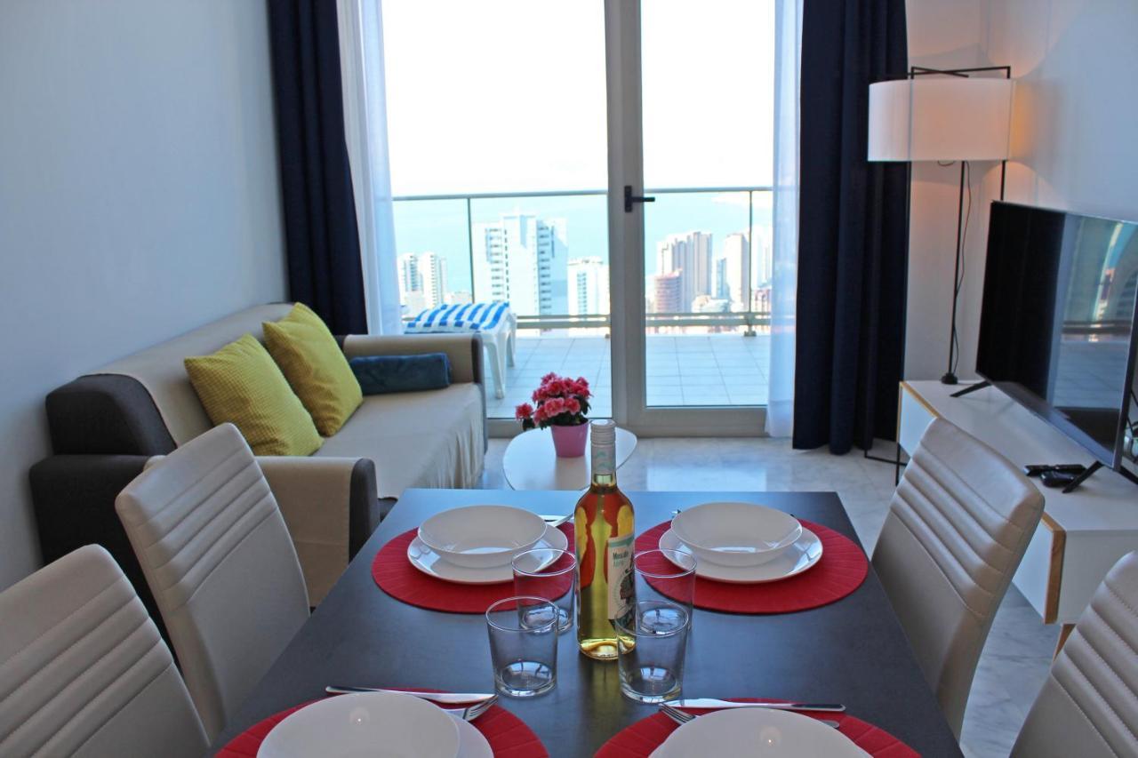 Skyline 20 Apartamento De Lujo Con Terraza Privada Y Vistas Al Mar Benidorm Kültér fotó