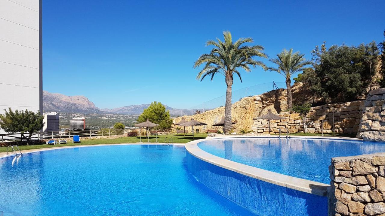 Skyline 20 Apartamento De Lujo Con Terraza Privada Y Vistas Al Mar Benidorm Kültér fotó